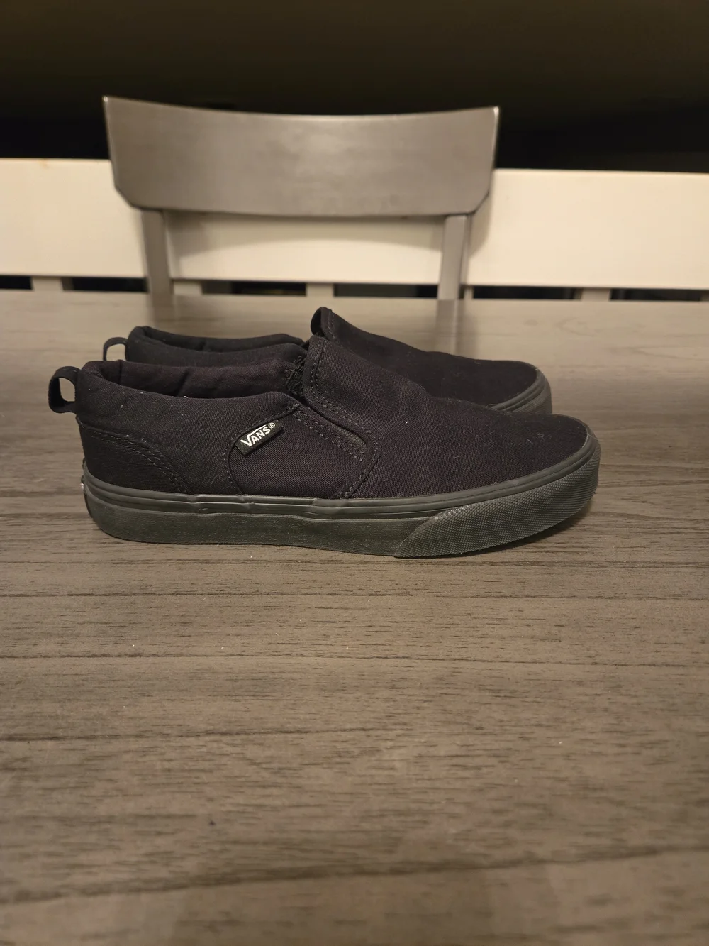 Vans Slip-On Low Top Sneakers in Black